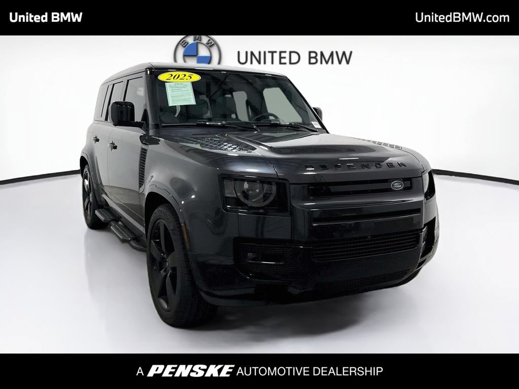 Used 2025 Land Rover Defender 110 V8 AWD/4WD image 3