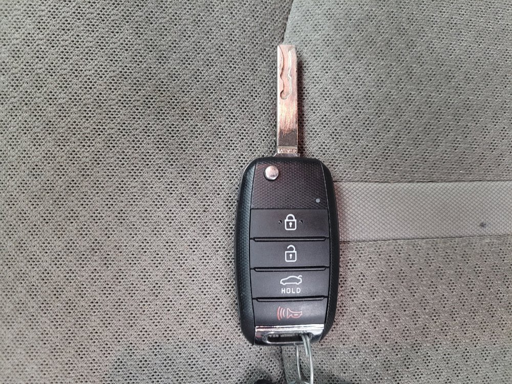 Used 2018 Kia Optima LX FWD image 32