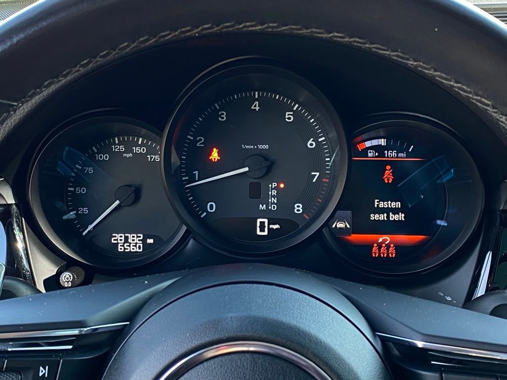 Used 2022 Porsche Macan AWD/4WD image 14