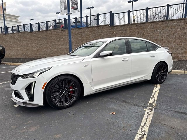 Certified 2023 Cadillac CT5 V Blackwing w/ Carbon Fiber Package 2 image 2