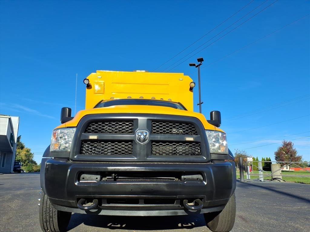 Used 2018 RAM 5500 Tradesman w/ Power & Remote Entry Group image 2