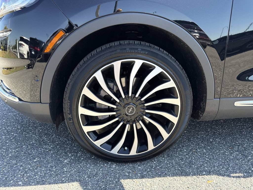 Used 2023 Lincoln Nautilus Black Label AWD/4WD image 11