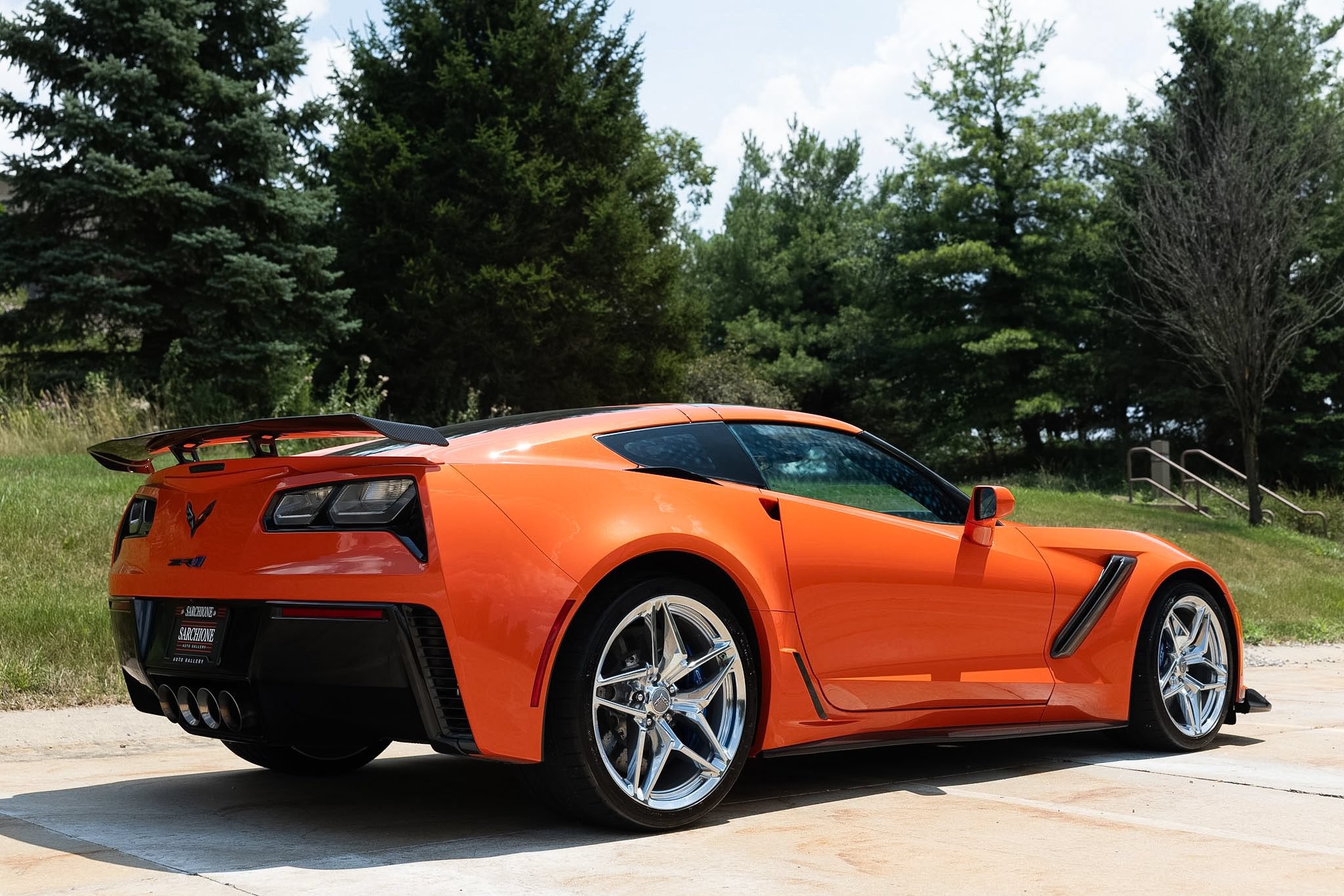 Used 2019 Chevrolet Corvette ZR1 RWD image 2