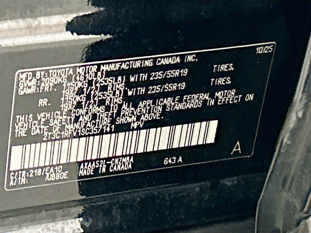 Used 2025 Toyota RAV4 XLE Premium FWD image 29