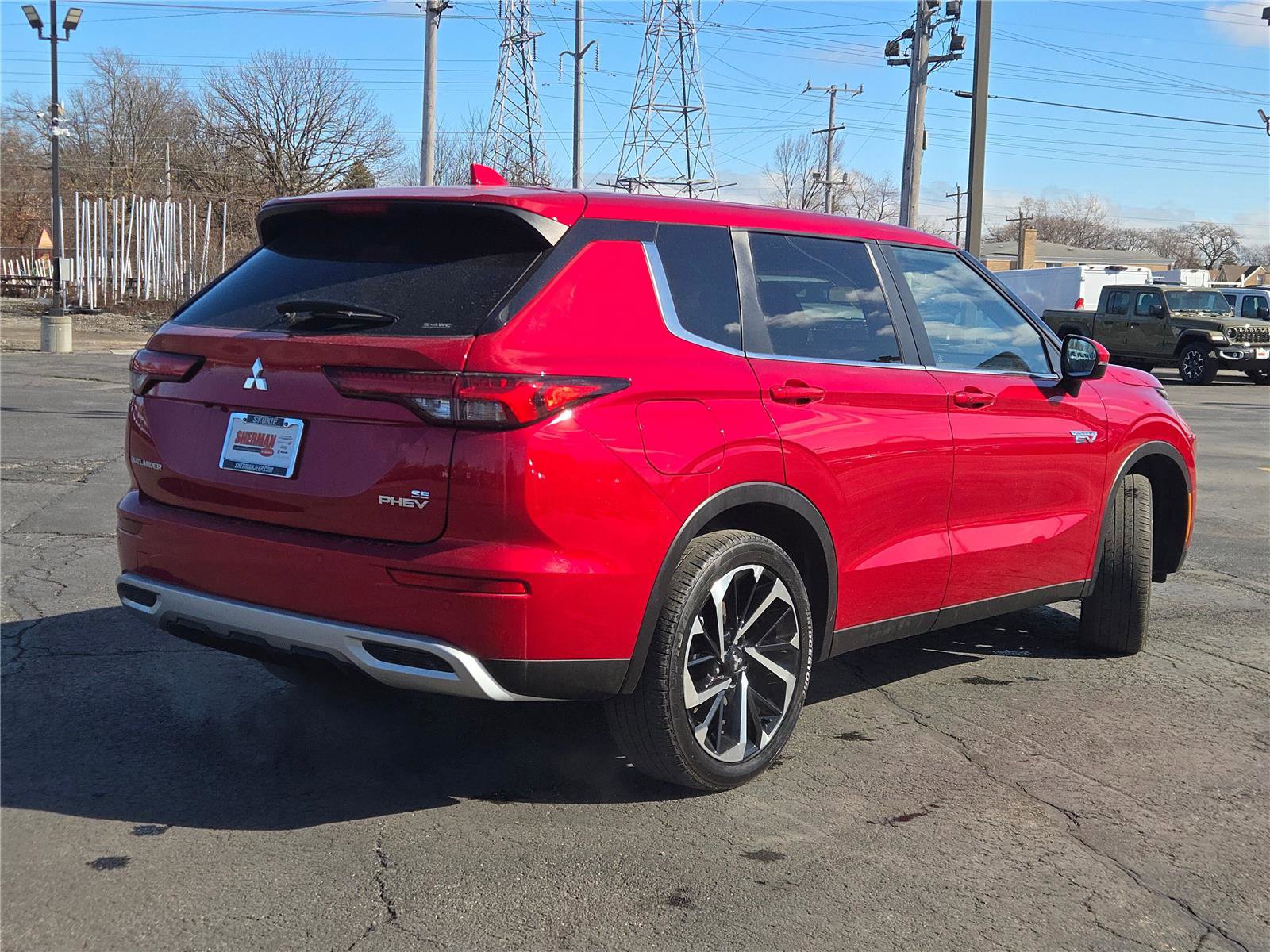 Used 2024 Mitsubishi Outlander 4WD Plug-In Hybrid image 13