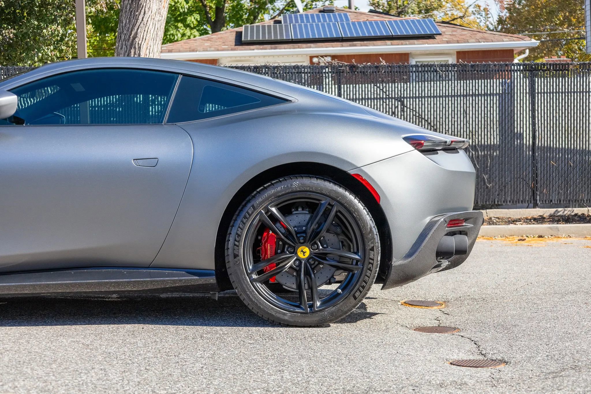 Used 2024 Ferrari Roma image 21