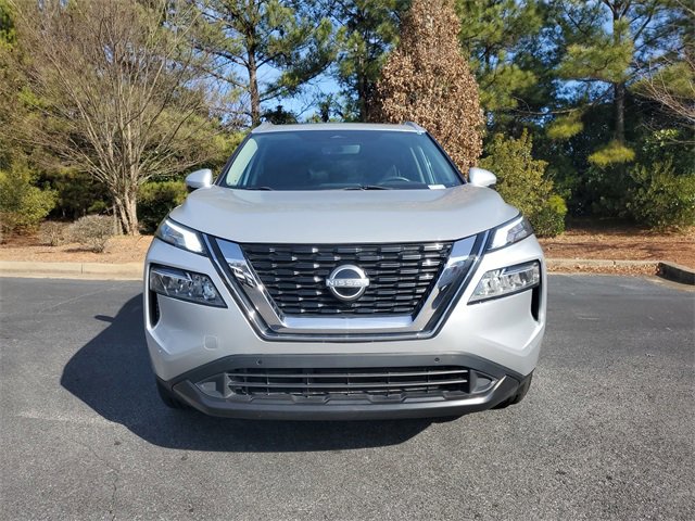 Used 2023 Nissan Rogue SL w/ SL Premium Package image 2