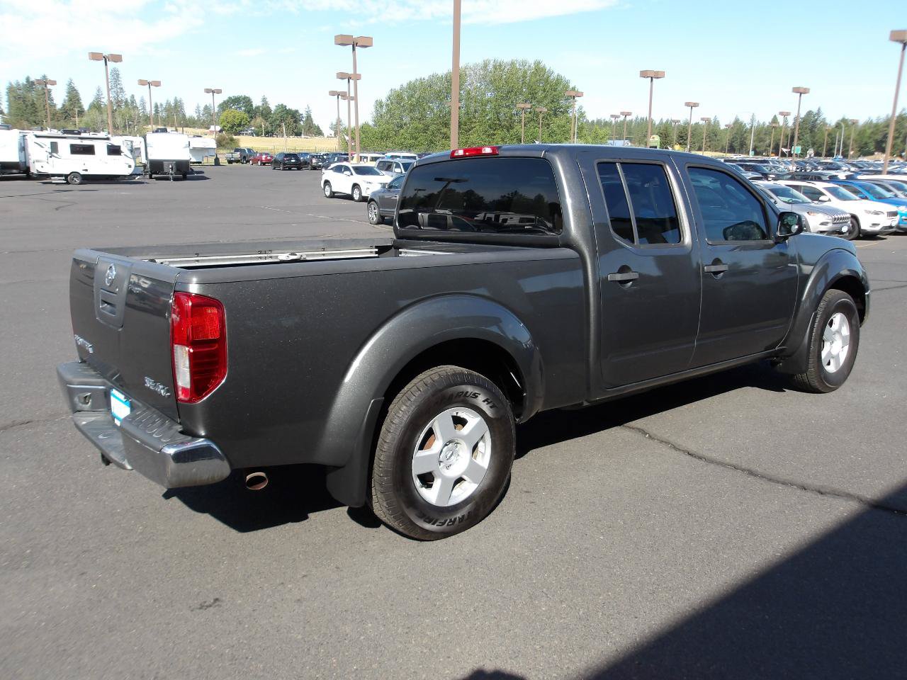 Used 2007 Nissan Frontier SE w/ Power Pkg AWD/4WD image 5