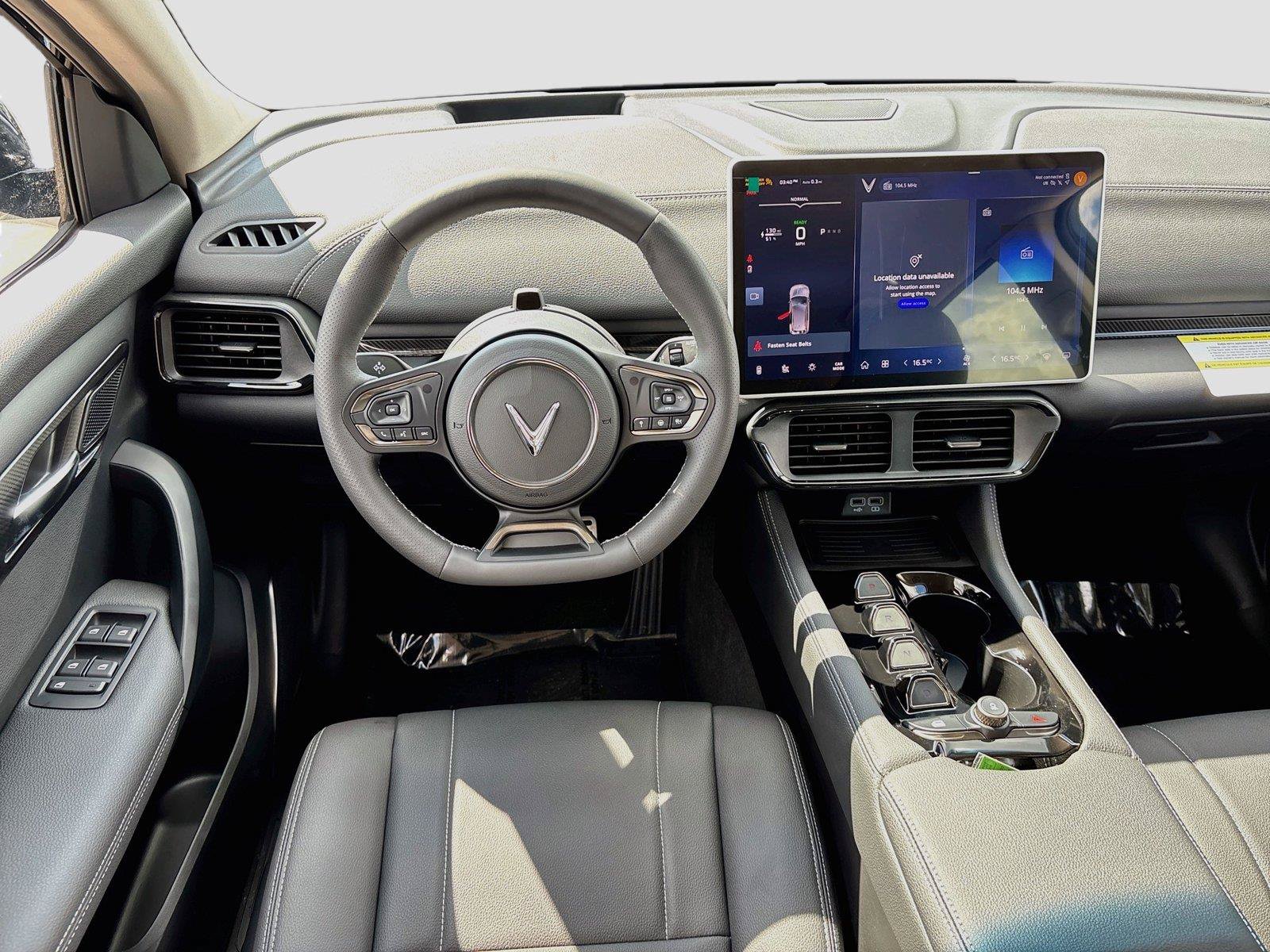 New 2027 VinFast VF 8 Eco AWD/4WD image 21