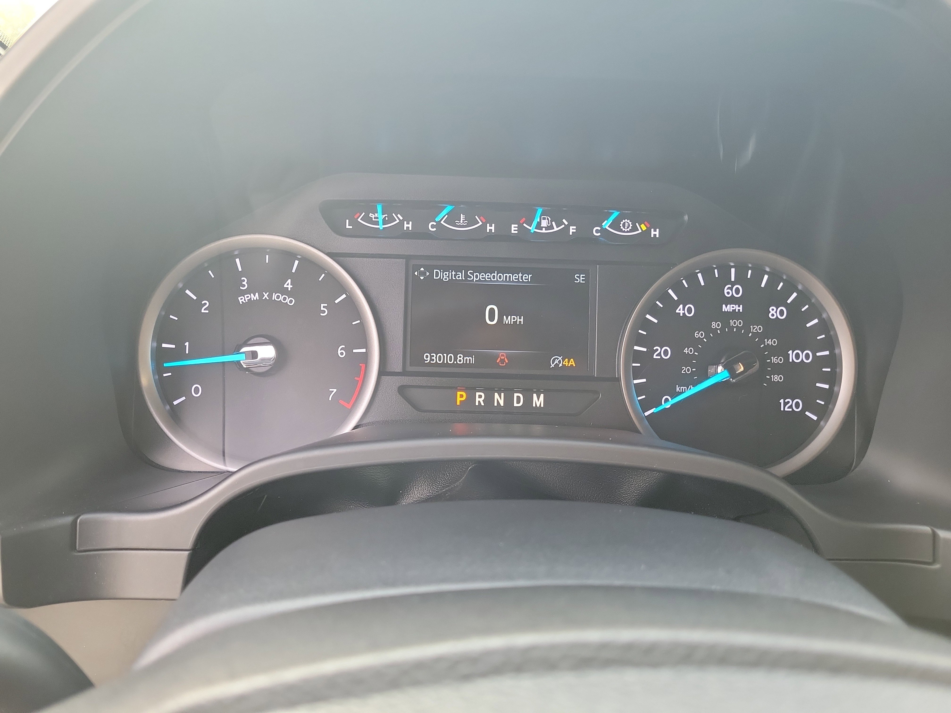 Used 2020 Ford Expedition XLT w/ Equipment Group 201A AWD/4WD image 29