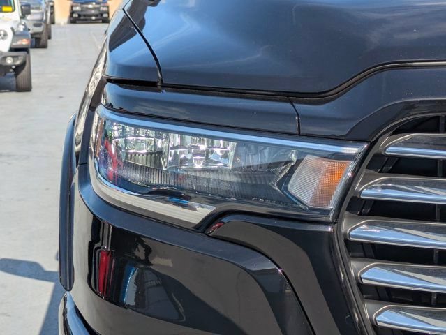 New 2026 RAM 1500 Laramie AWD/4WD image 9