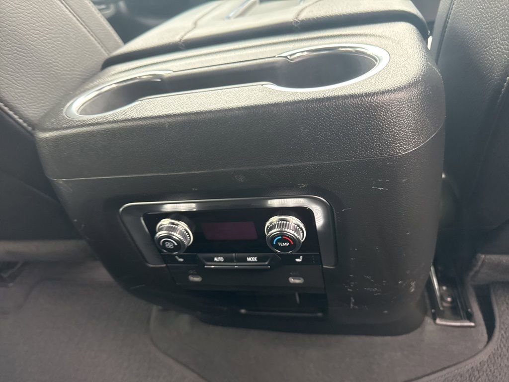 Used 2024 GMC Yukon XL Denali w/ Max Trailering Package image 10