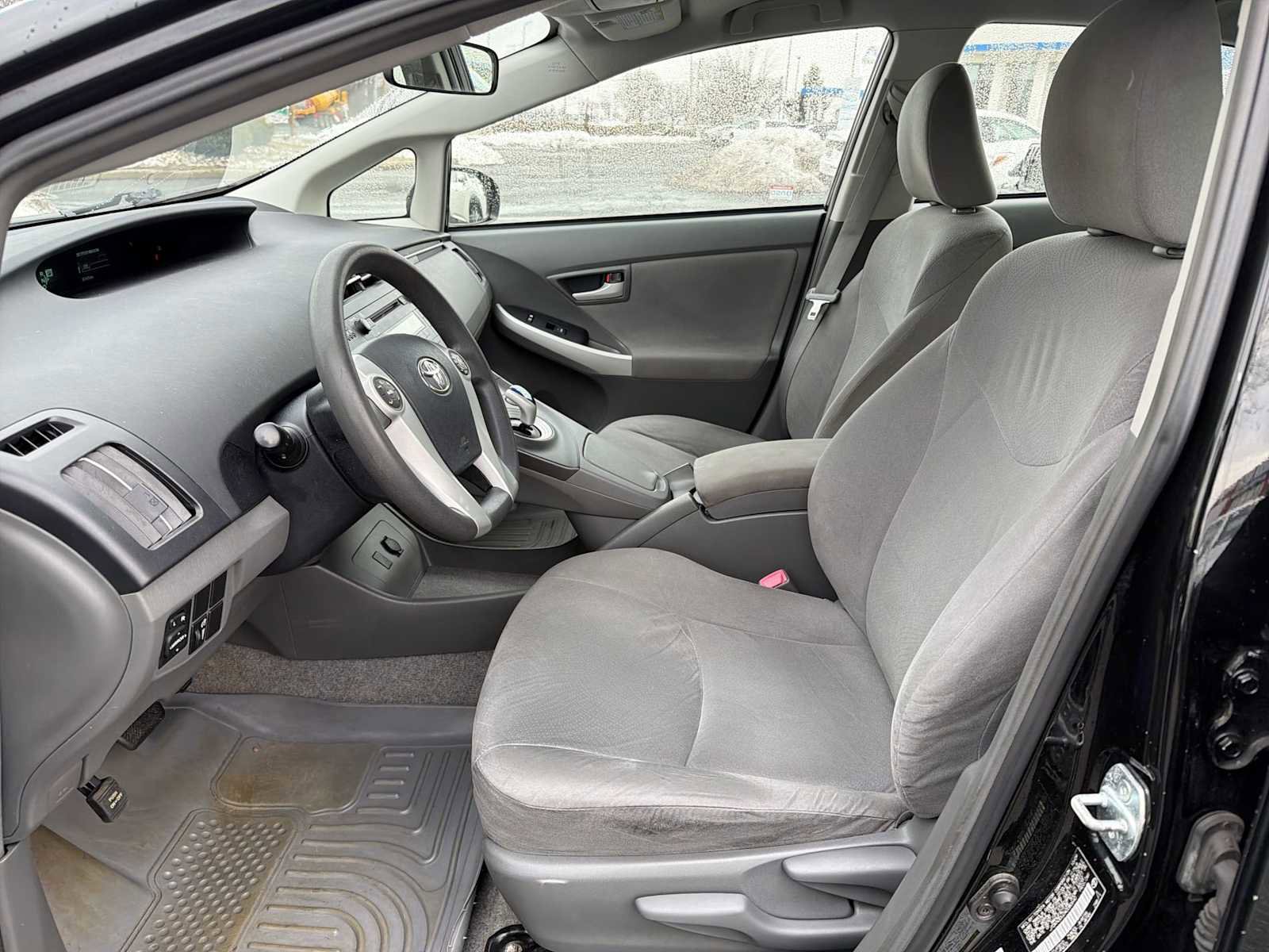 Used 2010 Toyota Prius Two image 11