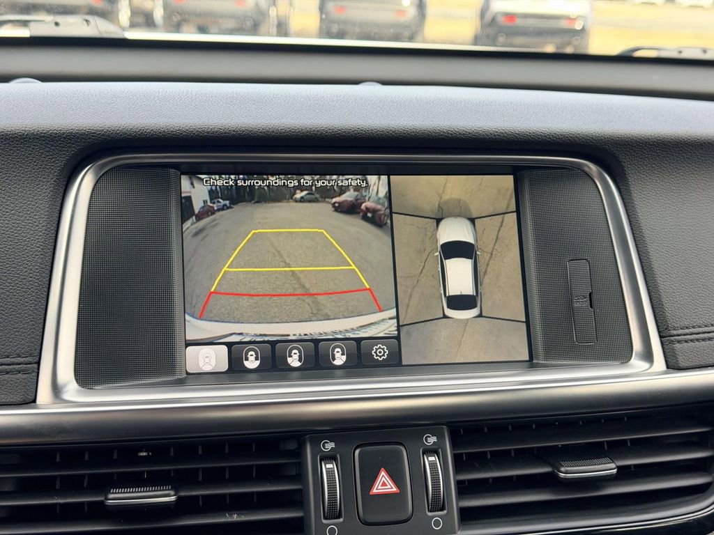 Used 2018 Kia Optima SX w/ Technology Package image 4