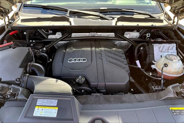 Used 2022 Audi Q5 2.0T Premium Plus w/ Premium Plus Package AWD/4WD image 9