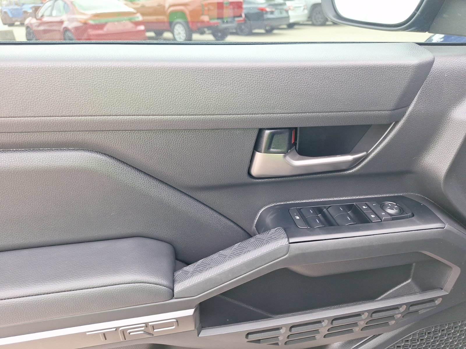 Used 2025 Toyota Tacoma TRD Sport AWD/4WD image 20