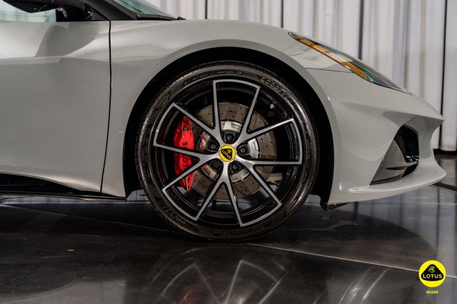 New 2025 Lotus Emira image 19