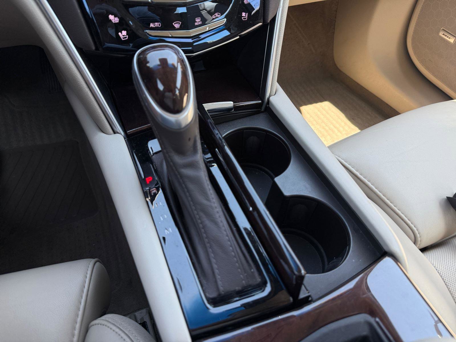 Used 2013 Cadillac XTS Luxury w/ Driver Awareness Package AWD/4WD image 33