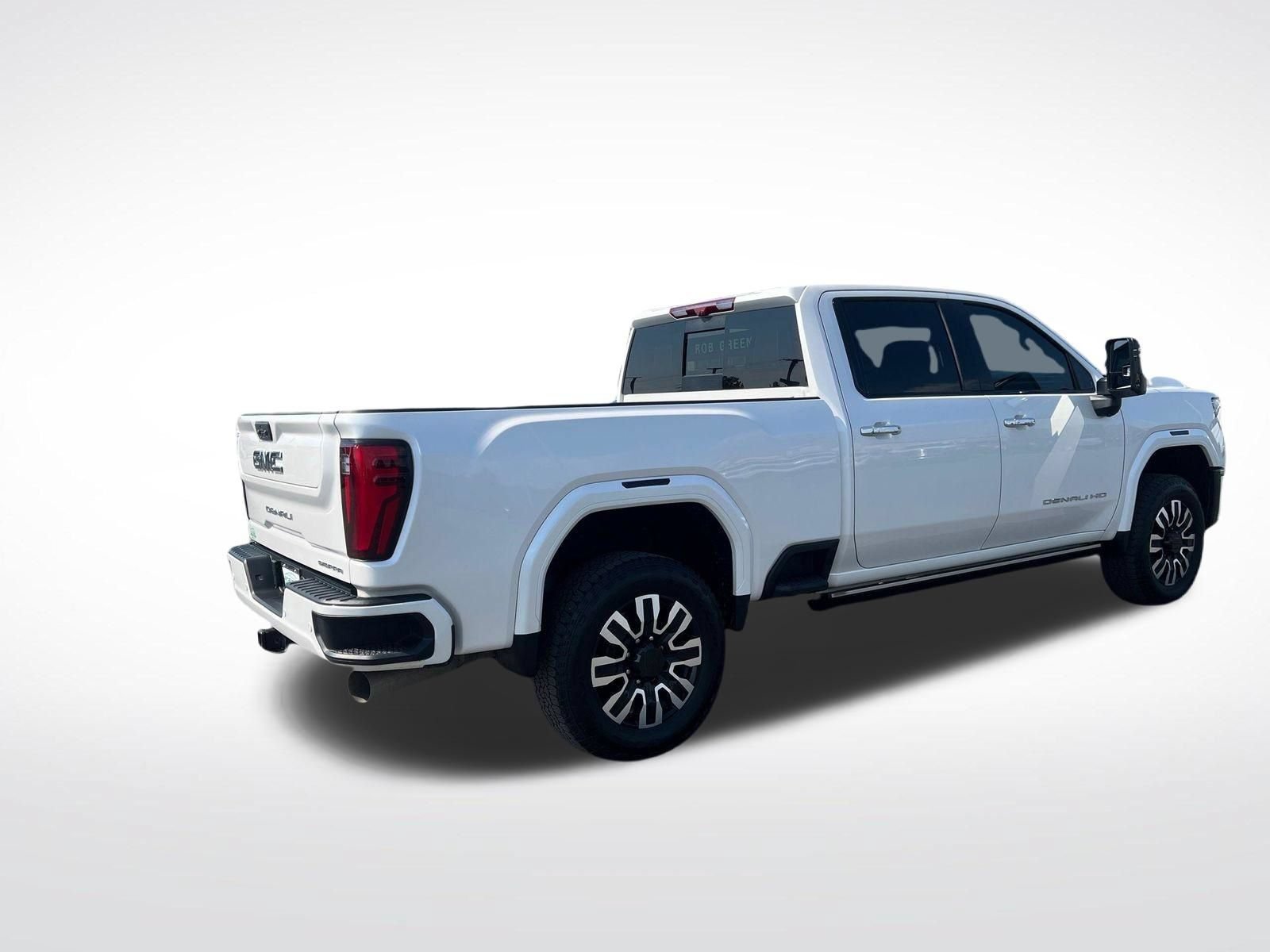 Used 2024 GMC Sierra 3500 Denali Ultimate AWD/4WD image 3