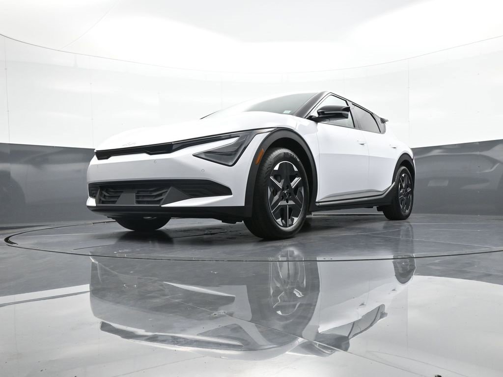 New 2025 Kia EV6 Light image 24