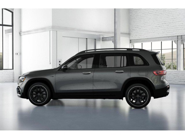 Certified 2025 Mercedes-Benz GLB 35 AMG 4MATIC image 32