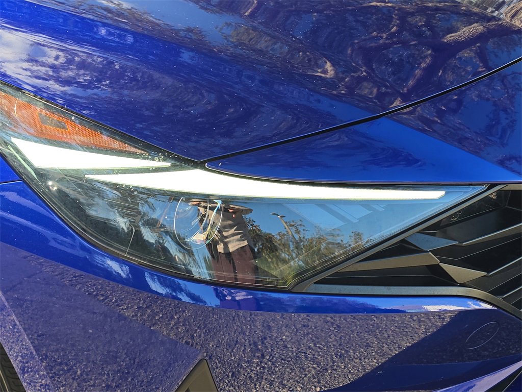 Used 2023 Hyundai Elantra SEL image 5