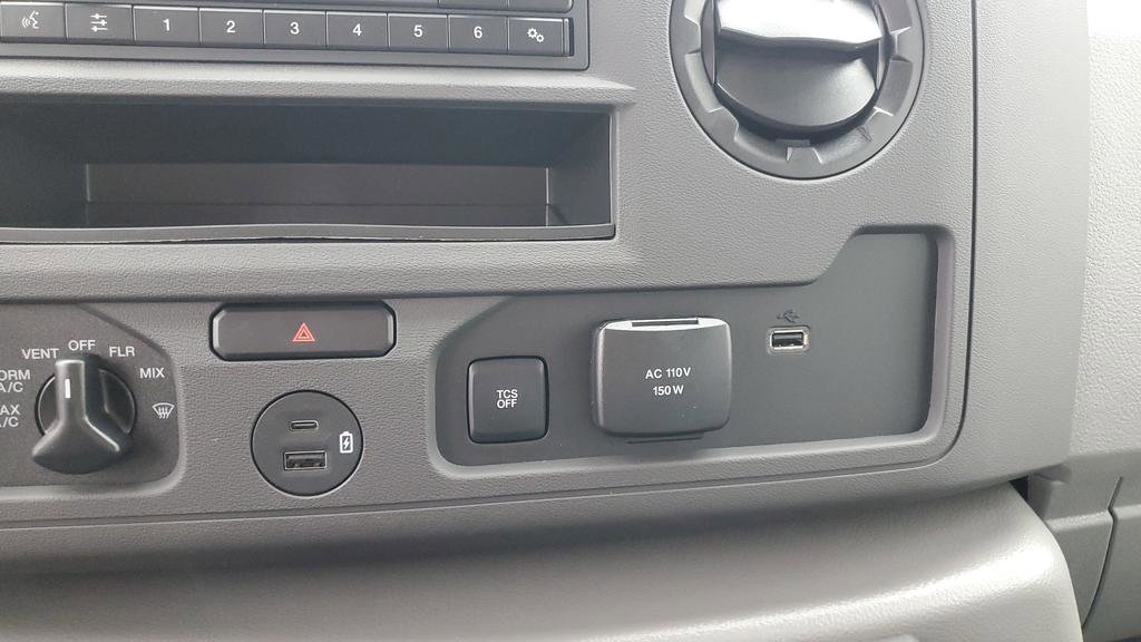 New 2026 Ford E-350 and Econoline 350 Super Duty w/ Power Equipment Group image 35