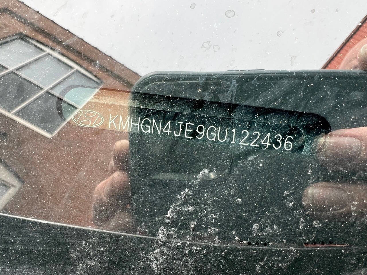 Used 2016 Hyundai Genesis 3.8 image 8