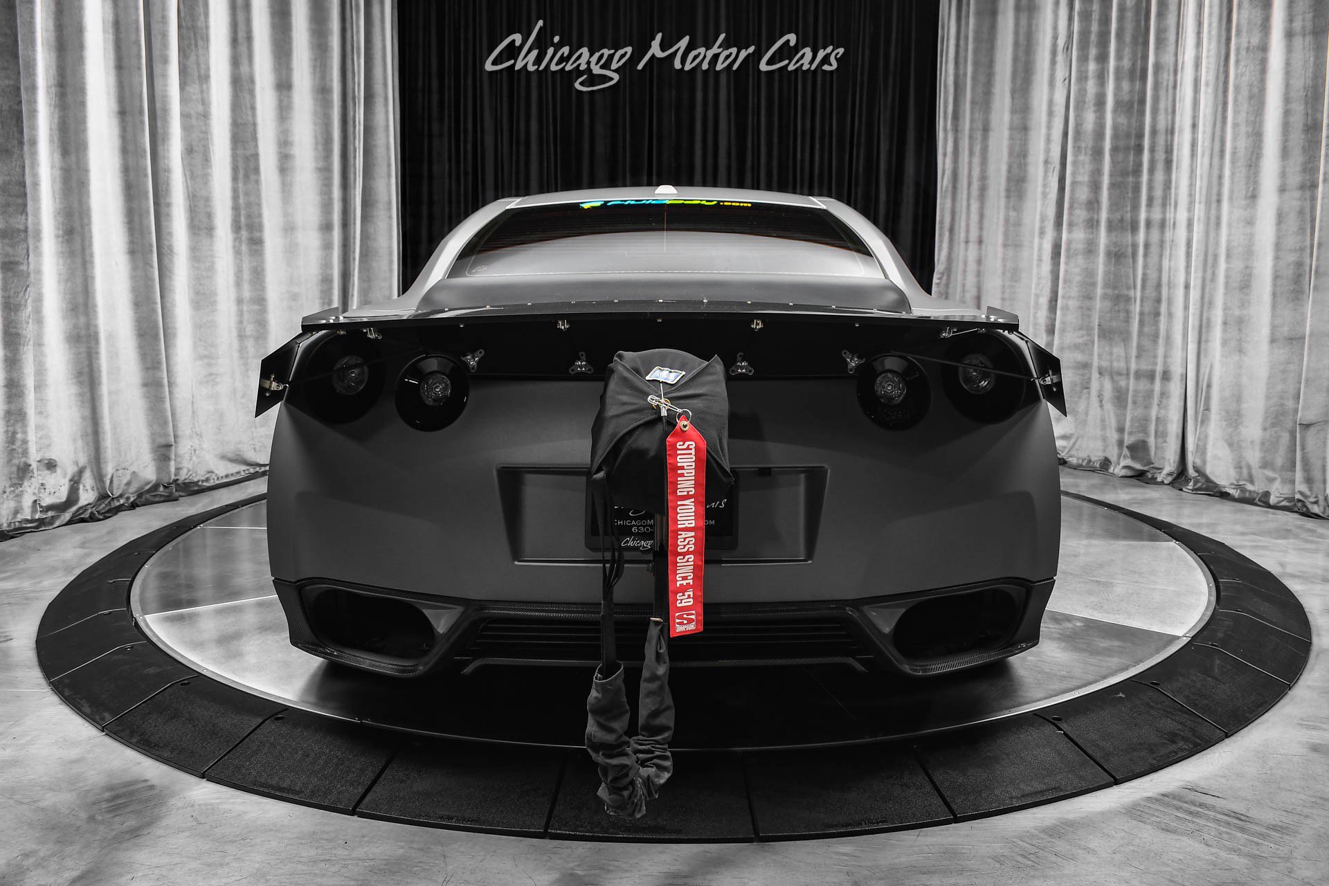 Used 2013 Nissan GT-R Black Edition AWD/4WD image 4