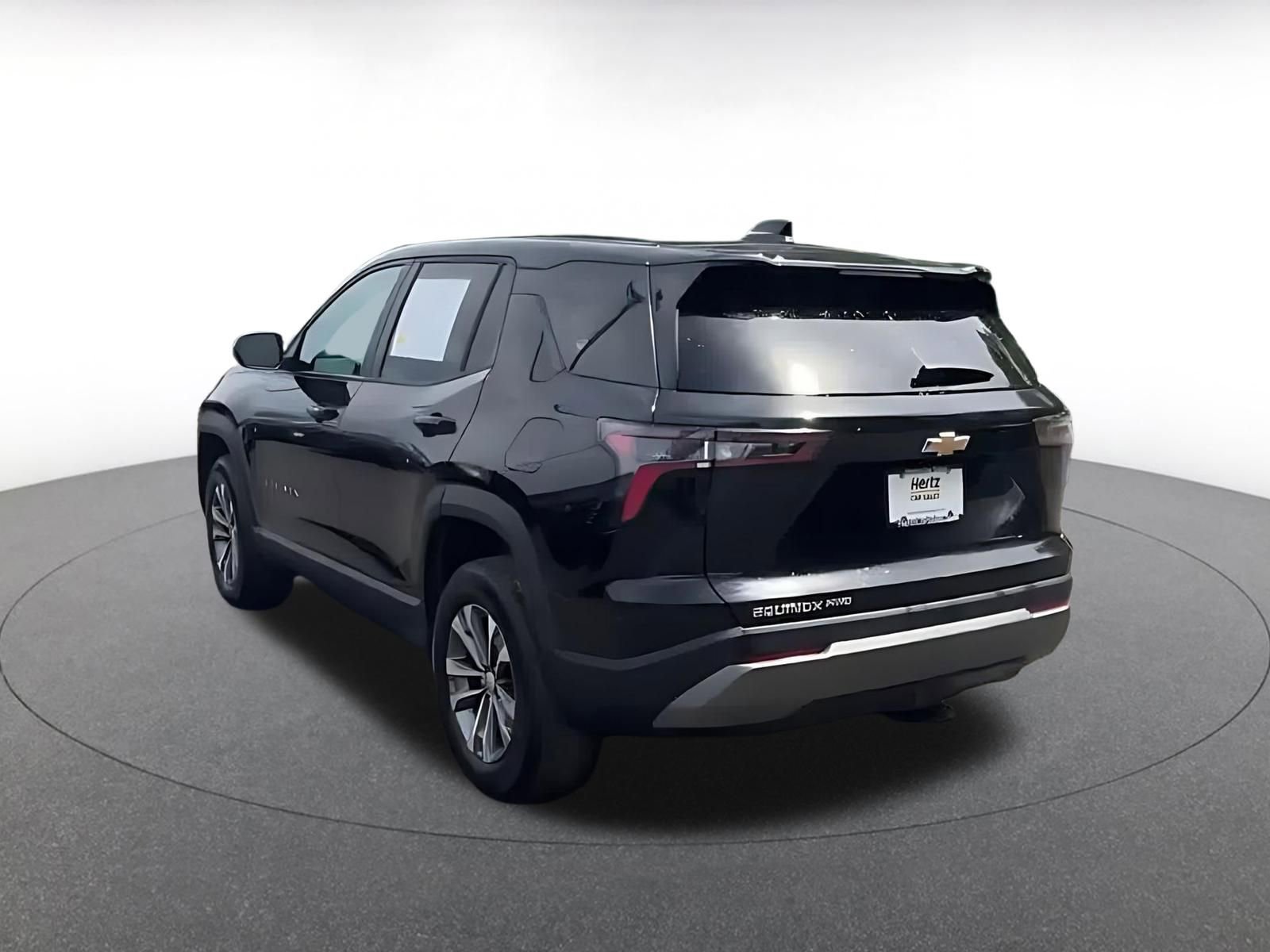 Used 2025 Chevrolet Equinox LT AWD/4WD image 11