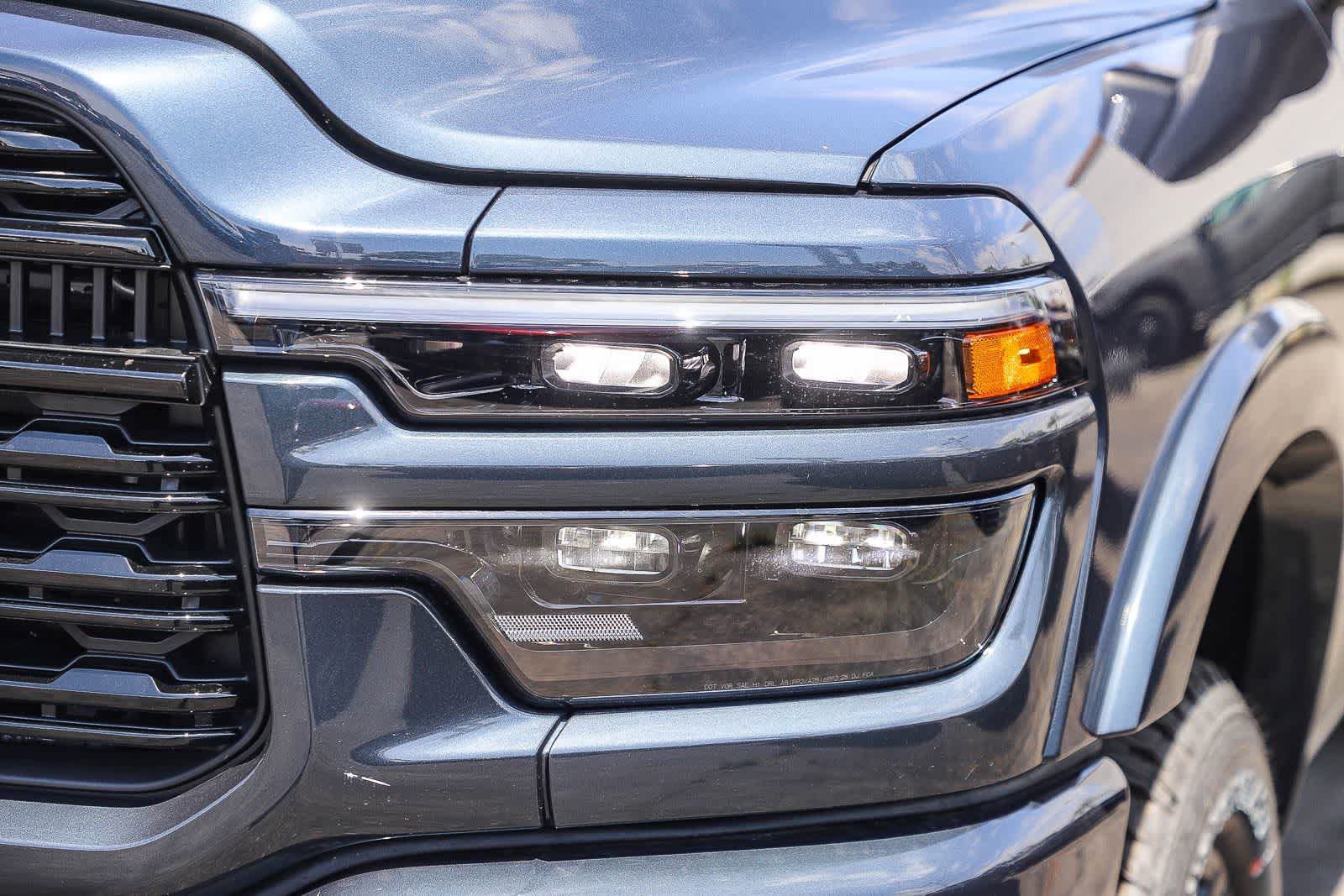 New 2026 RAM 2500 Limited AWD/4WD image 7