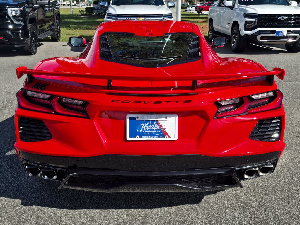 Used 2026 Chevrolet Corvette Stingray Premium Cpe w/ Z51 Performance Package RWD image 4