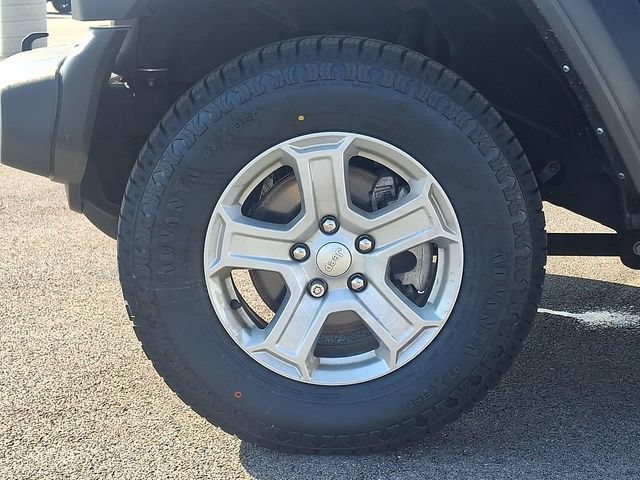 Used 2021 Jeep Wrangler Sport AWD/4WD image 11