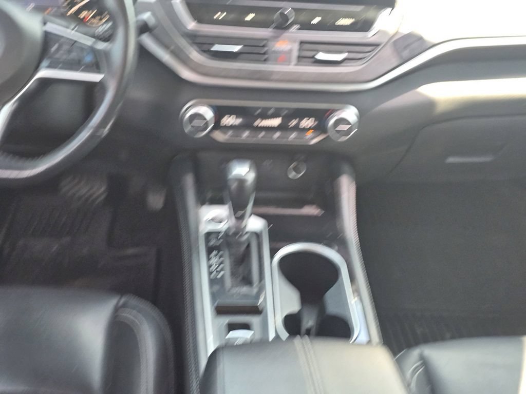 Used 2023 Nissan Altima 2.5 SL FWD image 17