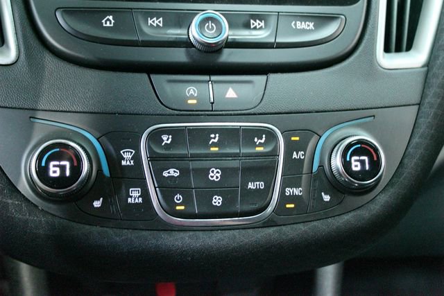 Used 2022 Chevrolet Malibu LT FWD image 24