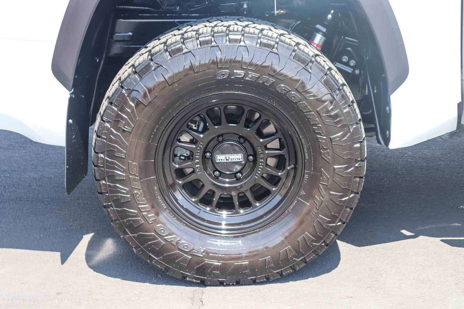 Used 2024 Toyota Tundra Limited w/ TRD Off-Road Package AWD/4WD image 9