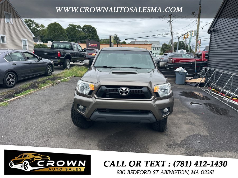 Used 2015 Toyota Tacoma 4x4 Double Cab w/ TRD Sport Package image 2