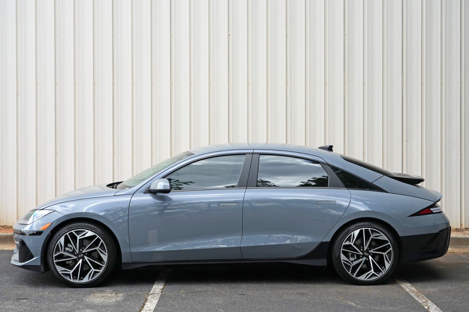 Used 2023 Hyundai Ioniq 6 SEL RWD image 47