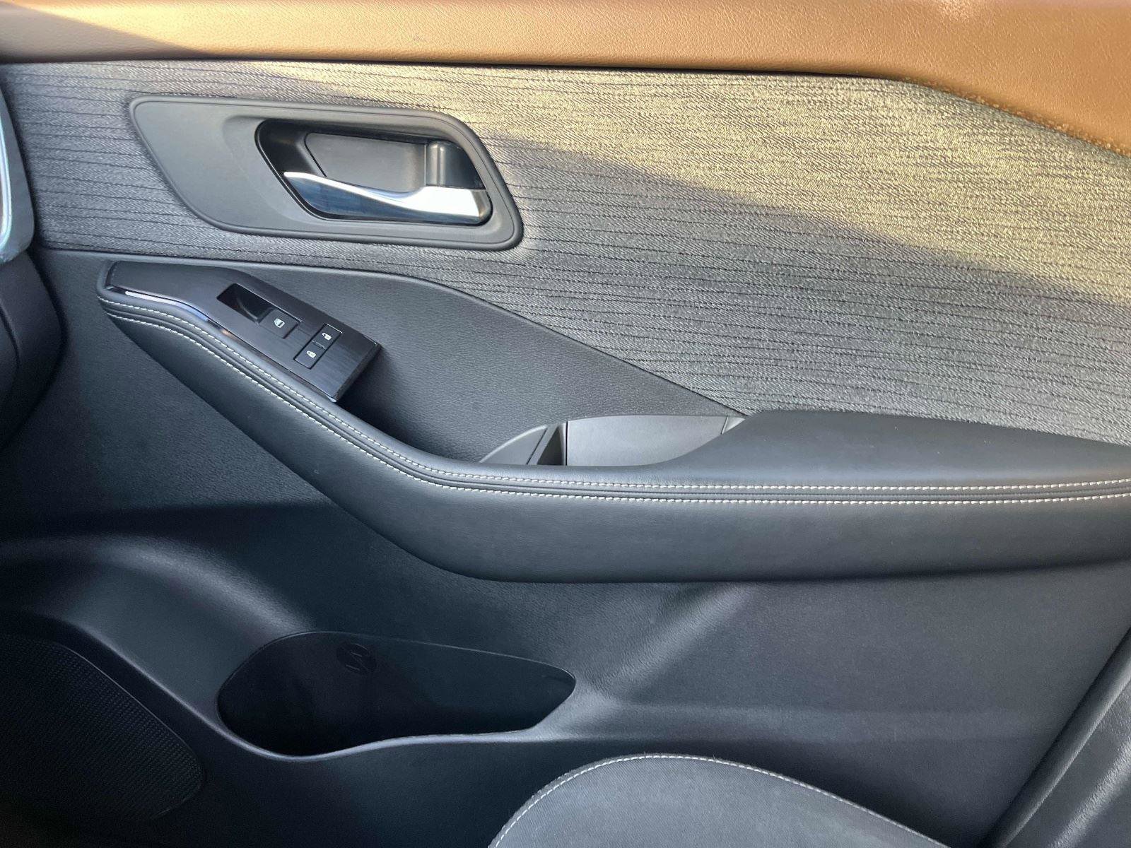 Certified 2023 Nissan Rogue SV image 22