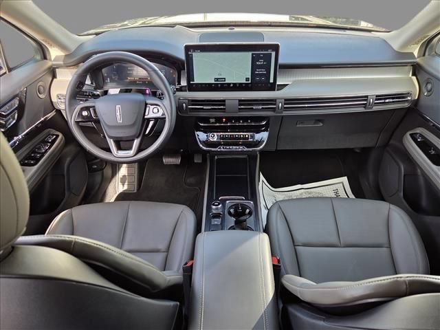 New 2024 Lincoln Corsair FWD w/ Equipment Group 102A image 22