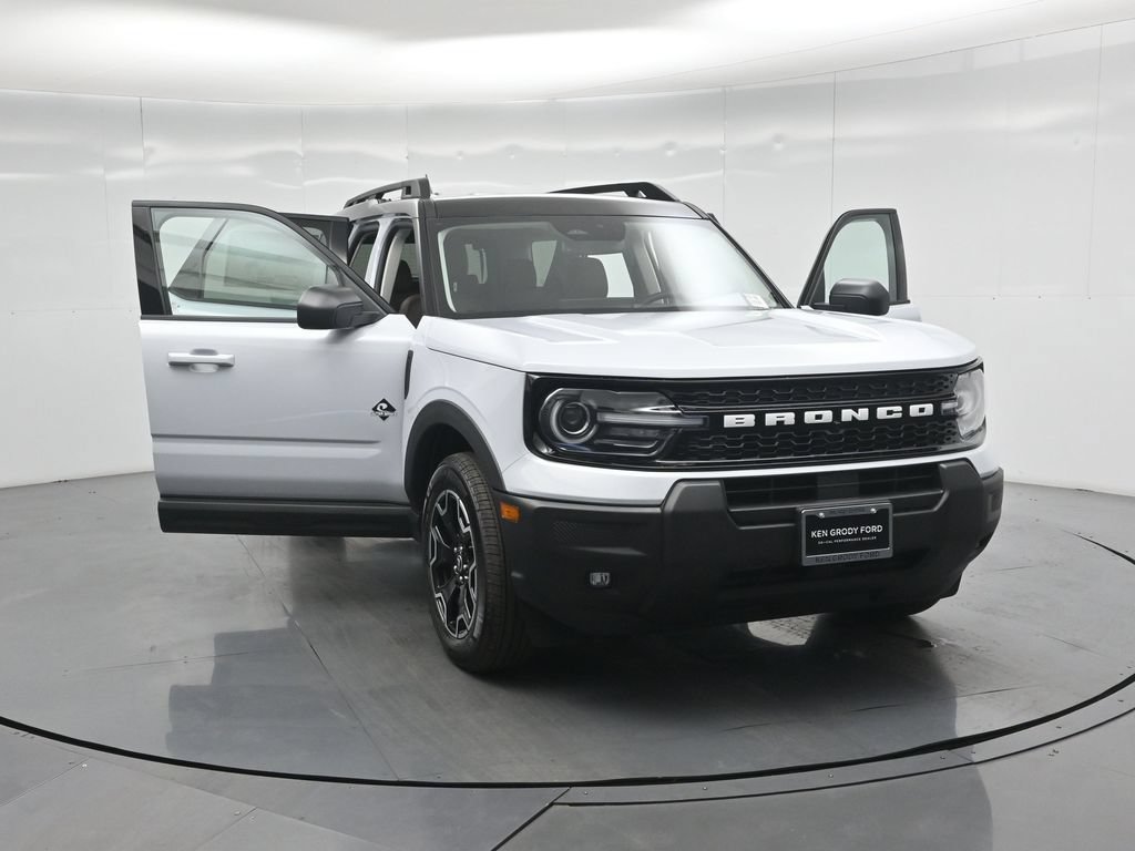 New 2026 Ford Bronco Sport Outer Banks AWD/4WD image 17