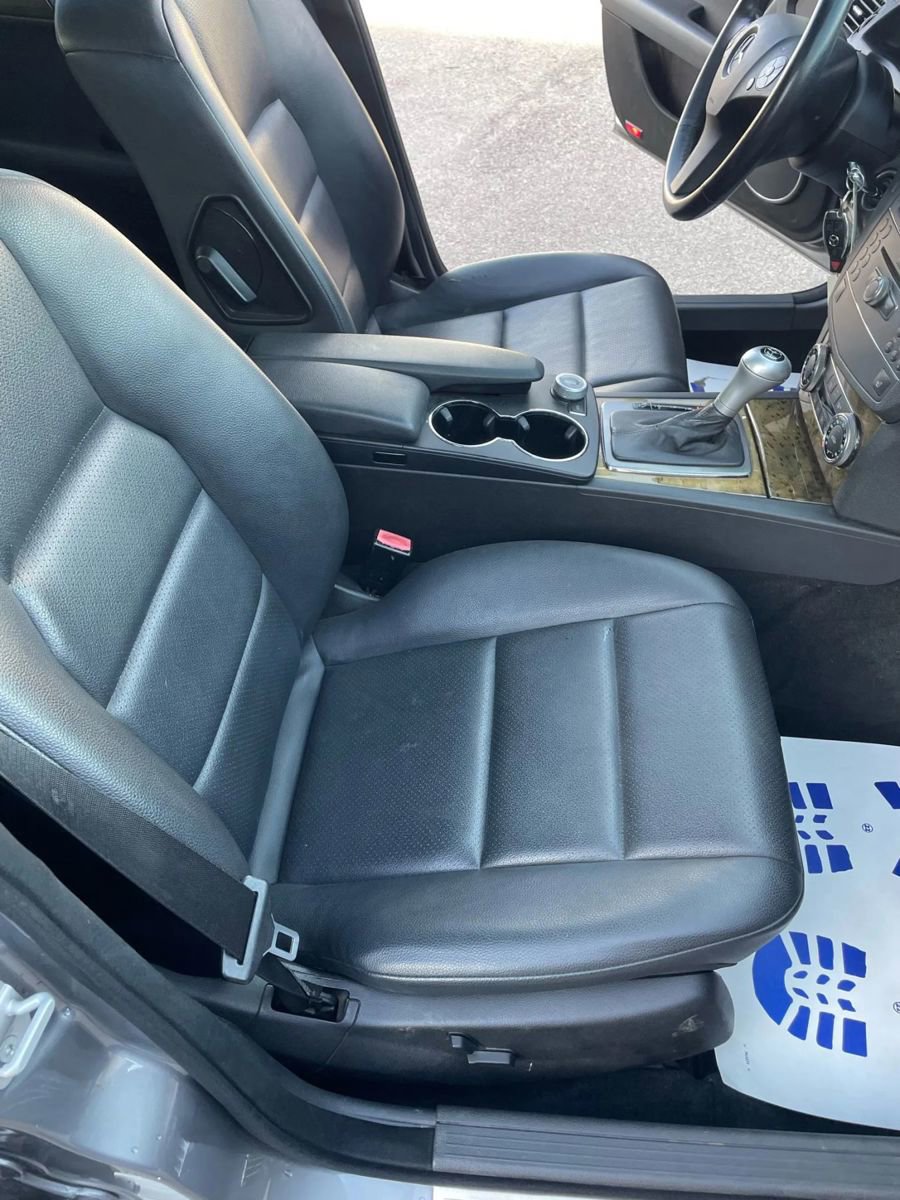 Used 2008 Mercedes-Benz C 350 Sport image 8