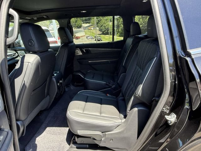 New 2026 Buick Enclave Avenir w/ Super Cruise Package AWD/4WD image 12