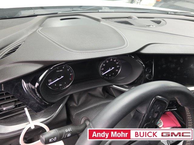 Used 2023 Buick Envision Essence AWD/4WD image 9