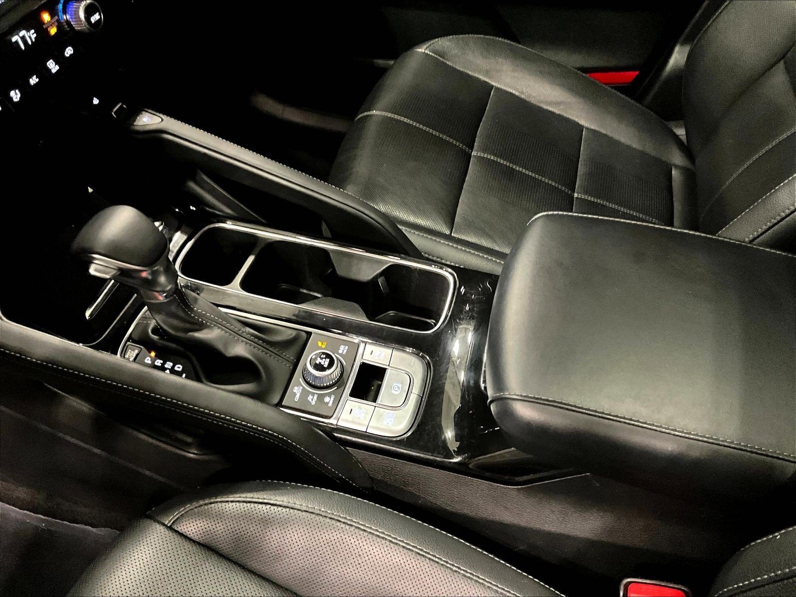Used 2021 Kia Telluride EX w/ EX Premium Package AWD/4WD image 19