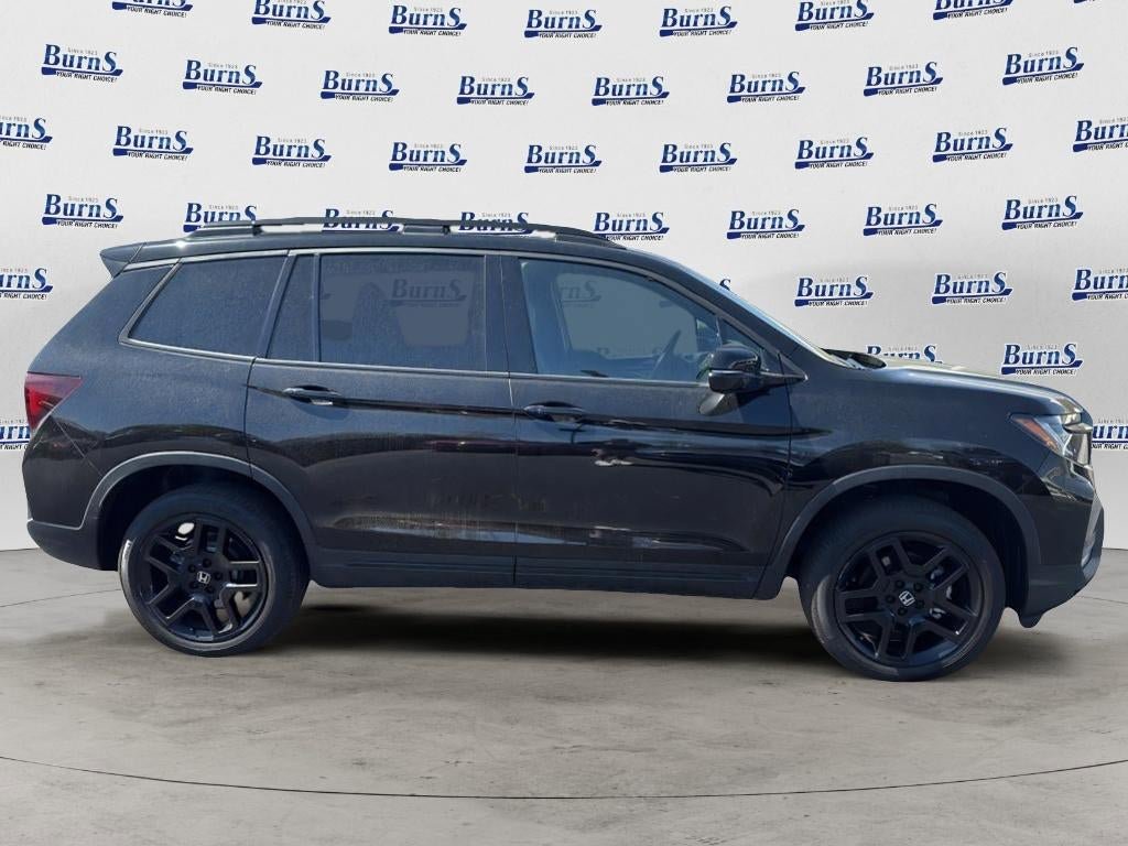 Used 2025 Honda Passport Black Edition image 8
