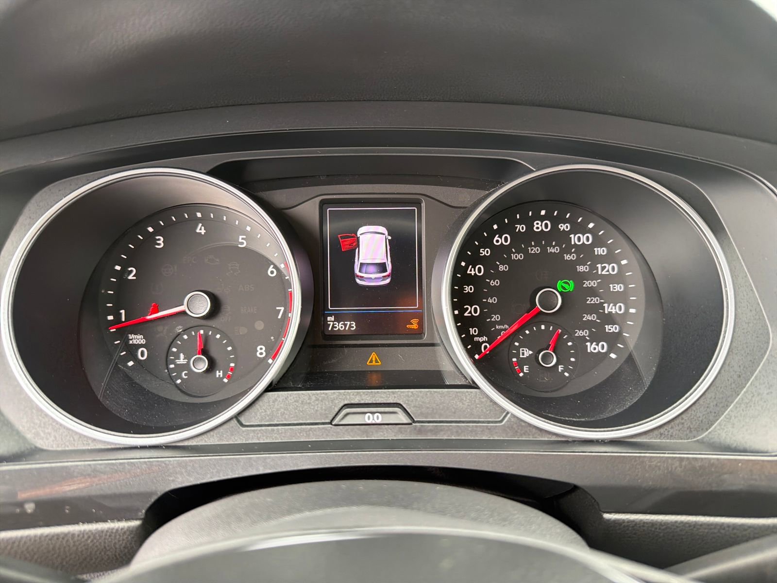 Used 2019 Volkswagen Tiguan SE image 14