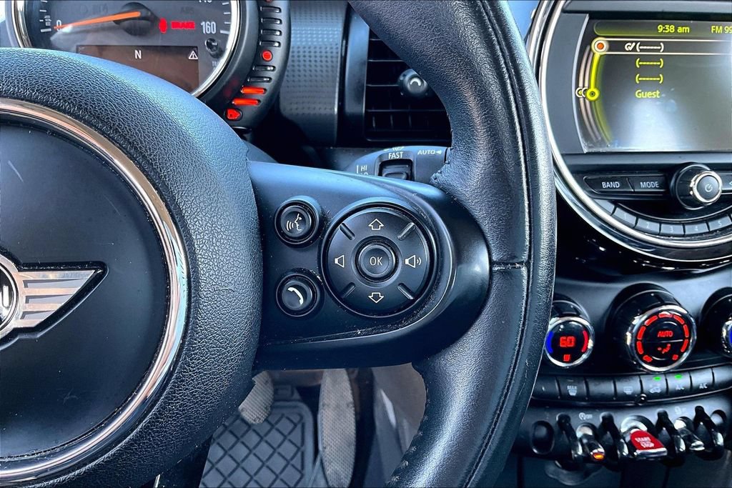 Used 2017 MINI Cooper 4-Door Hardtop FWD image 21