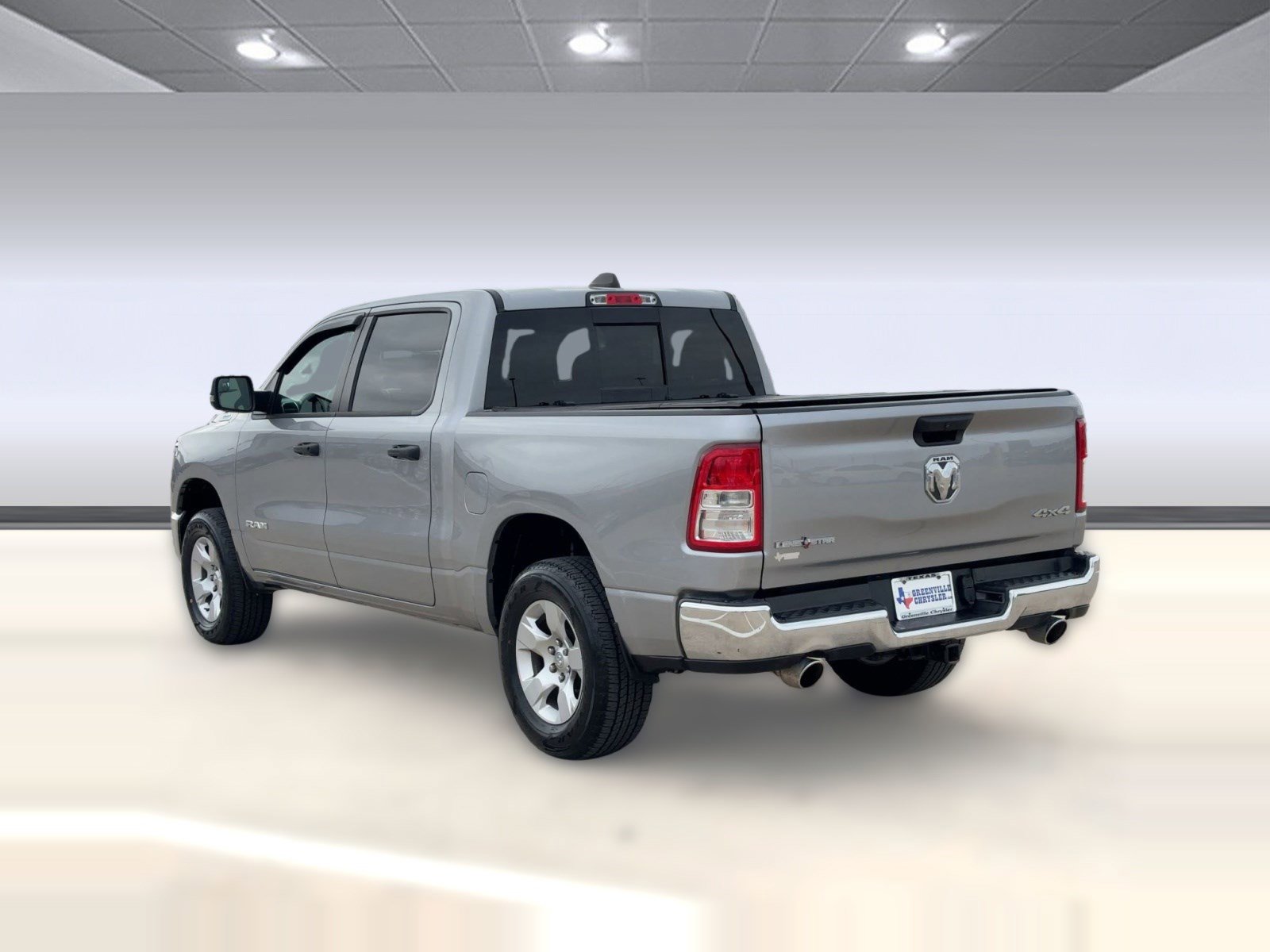 Used 2024 RAM 1500 Lone Star image 3