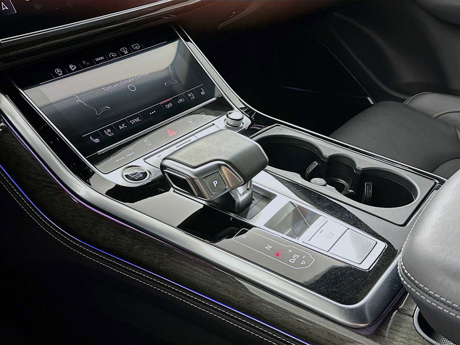 Used 2025 Audi Q7 3.0T Prestige w/ Prestige Package image 19